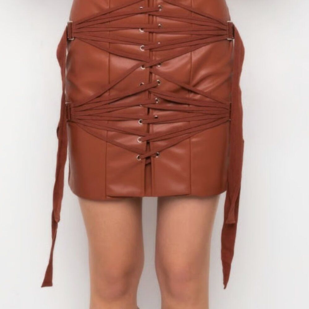 AKIRA Label Brown Faux Leather Mini Skirt Size Medium